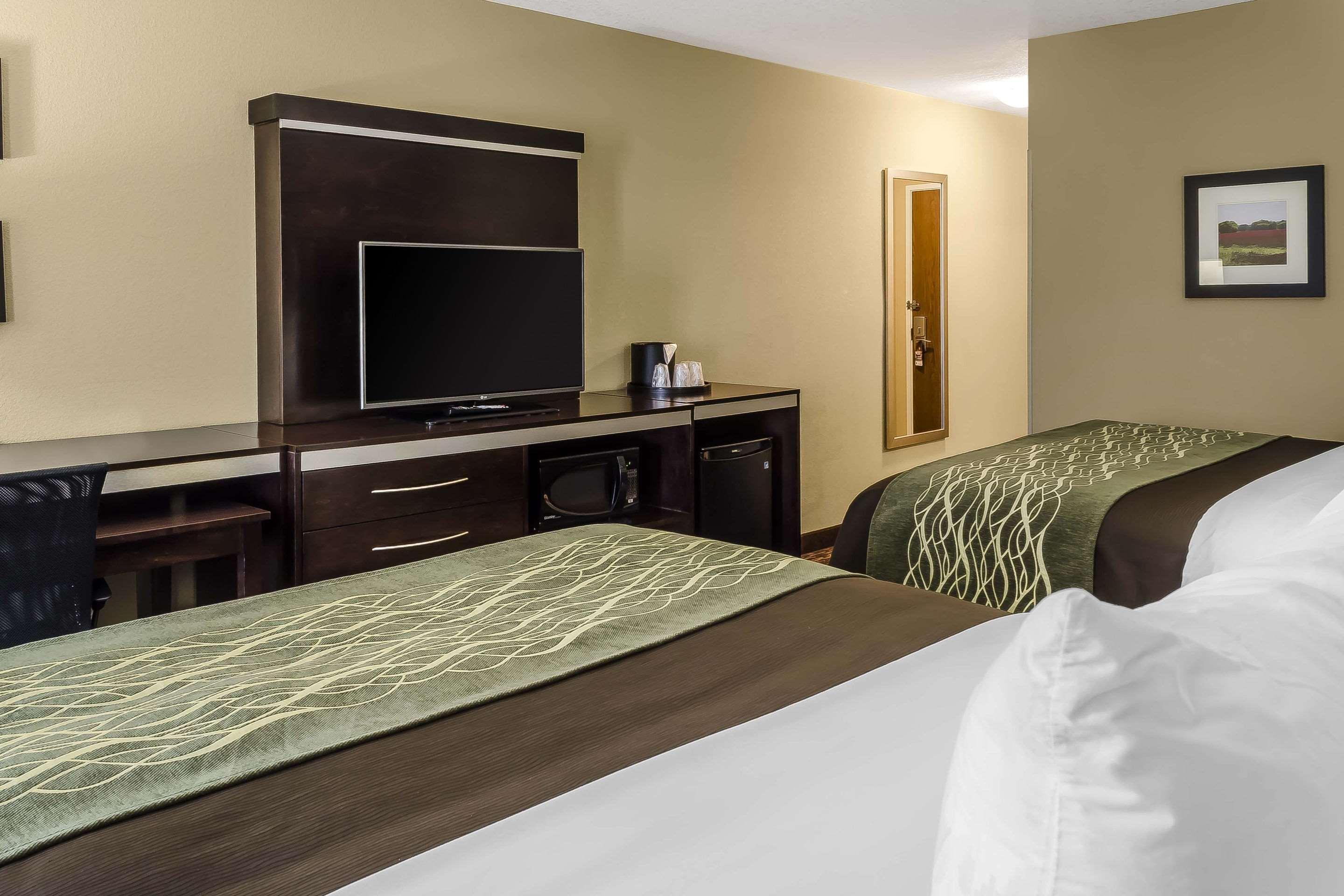 Comfort Inn & Suites Dothan East Екстериор снимка