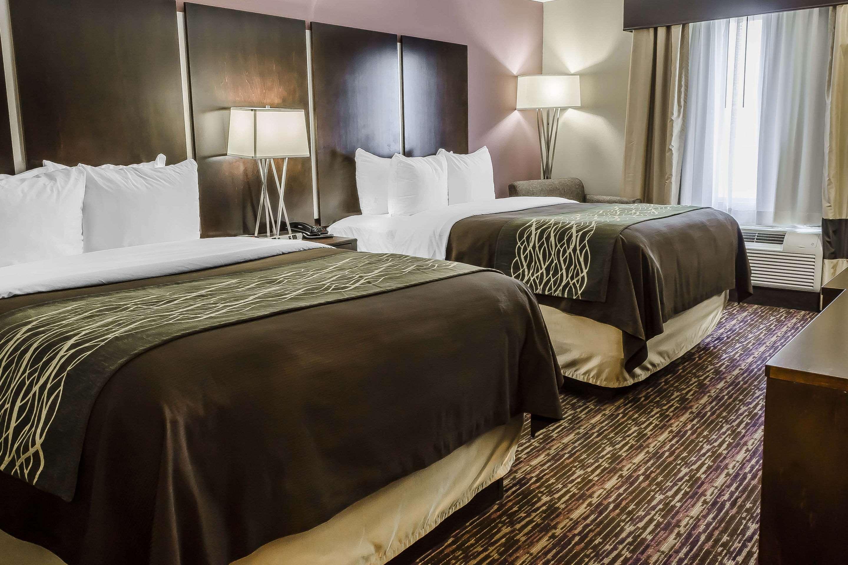 Comfort Inn & Suites Dothan East Екстериор снимка