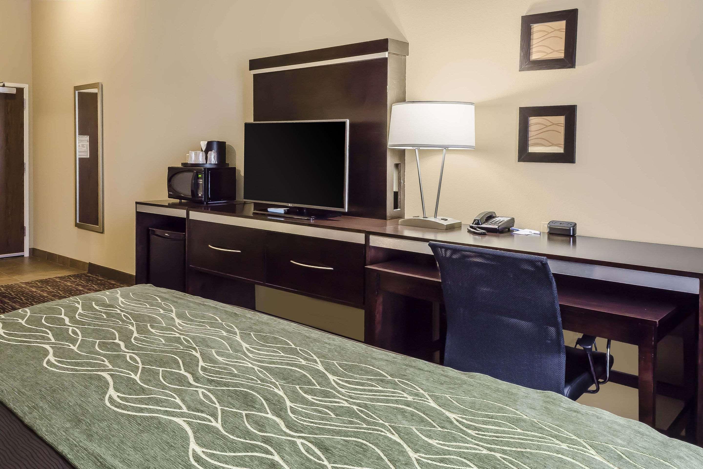 Comfort Inn & Suites Dothan East Екстериор снимка