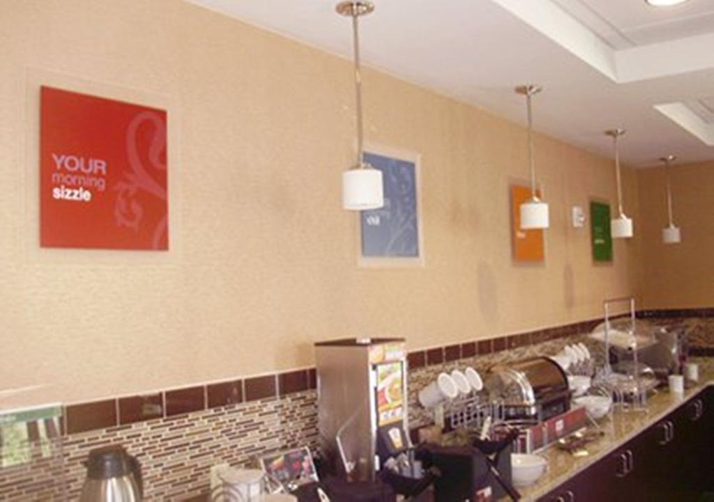 Comfort Inn & Suites Dothan East Екстериор снимка