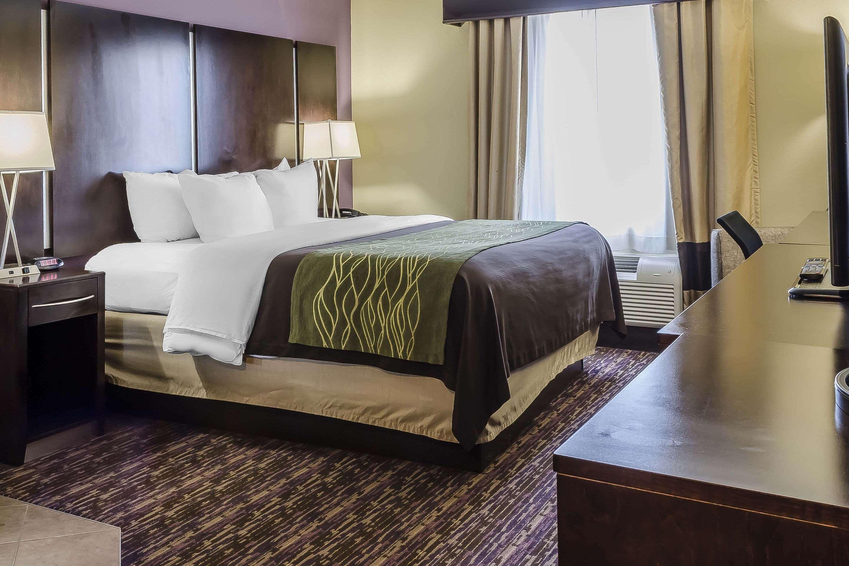 Comfort Inn & Suites Dothan East Екстериор снимка