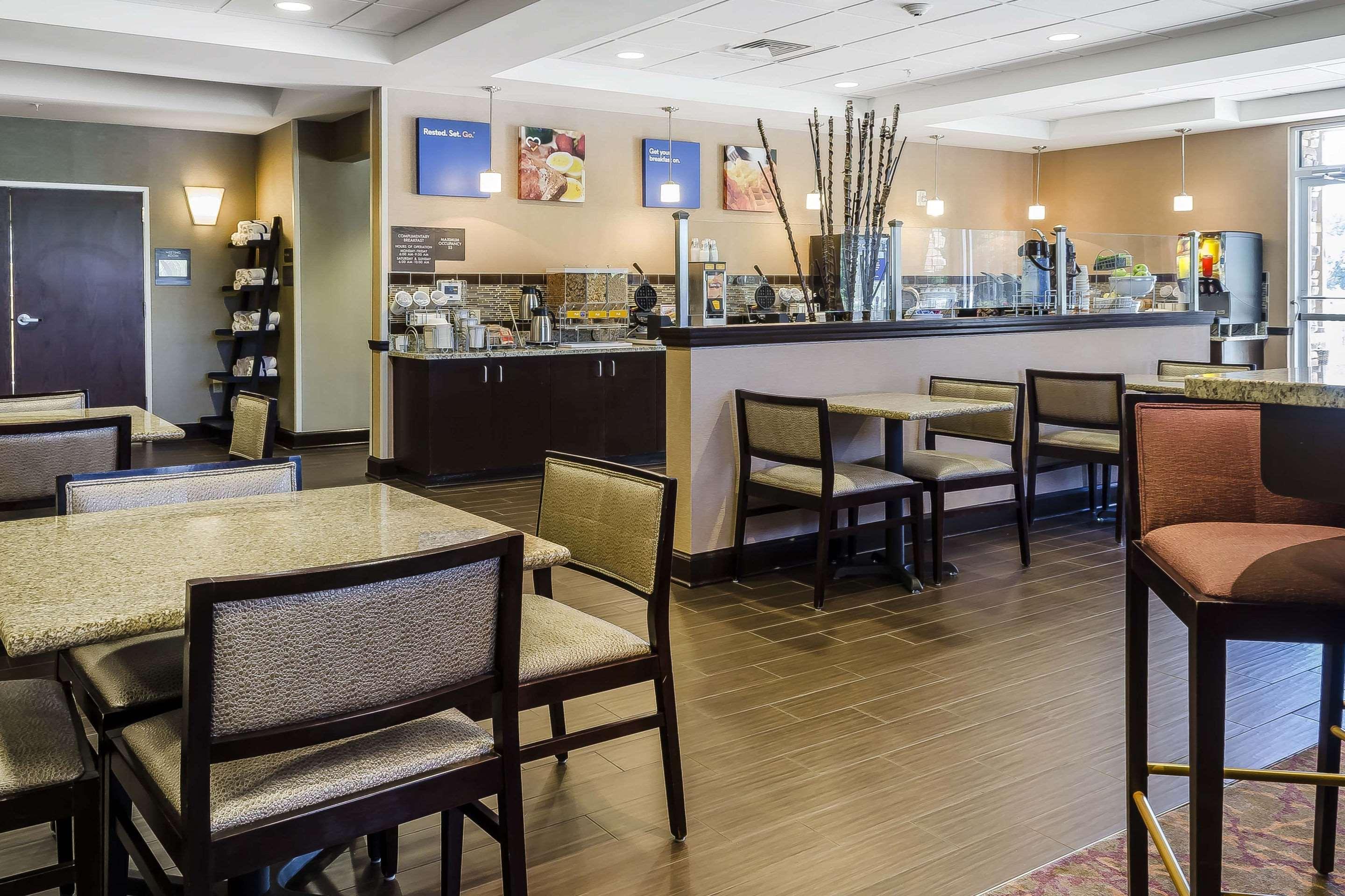 Comfort Inn & Suites Dothan East Екстериор снимка