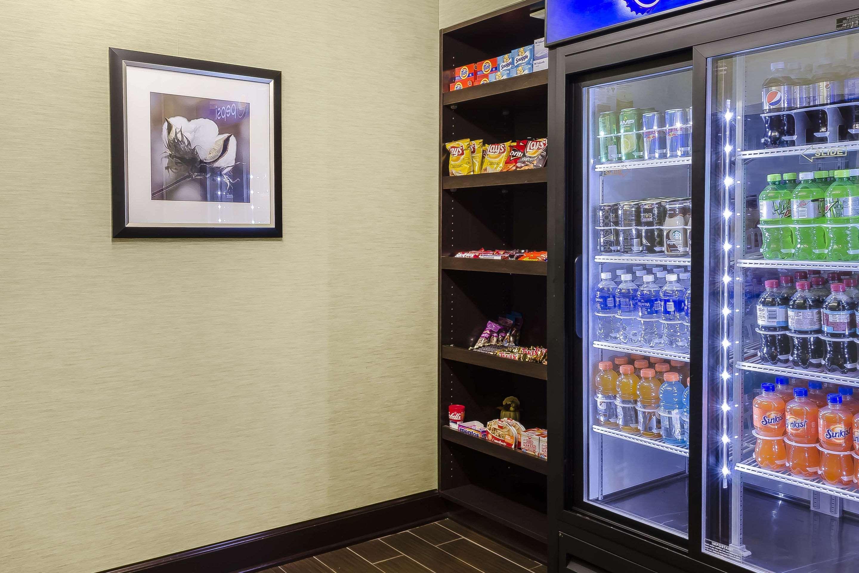 Comfort Inn & Suites Dothan East Екстериор снимка