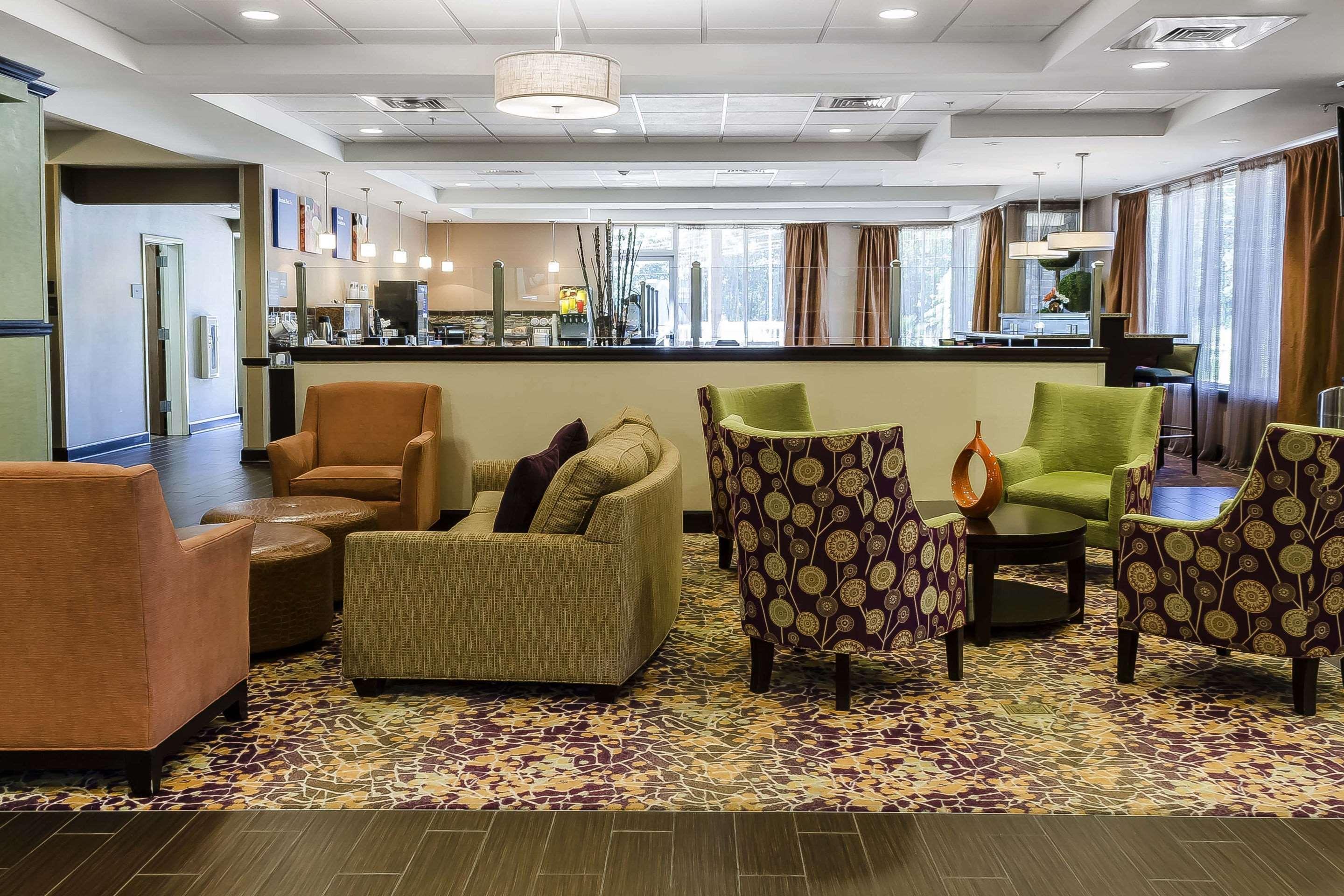 Comfort Inn & Suites Dothan East Екстериор снимка