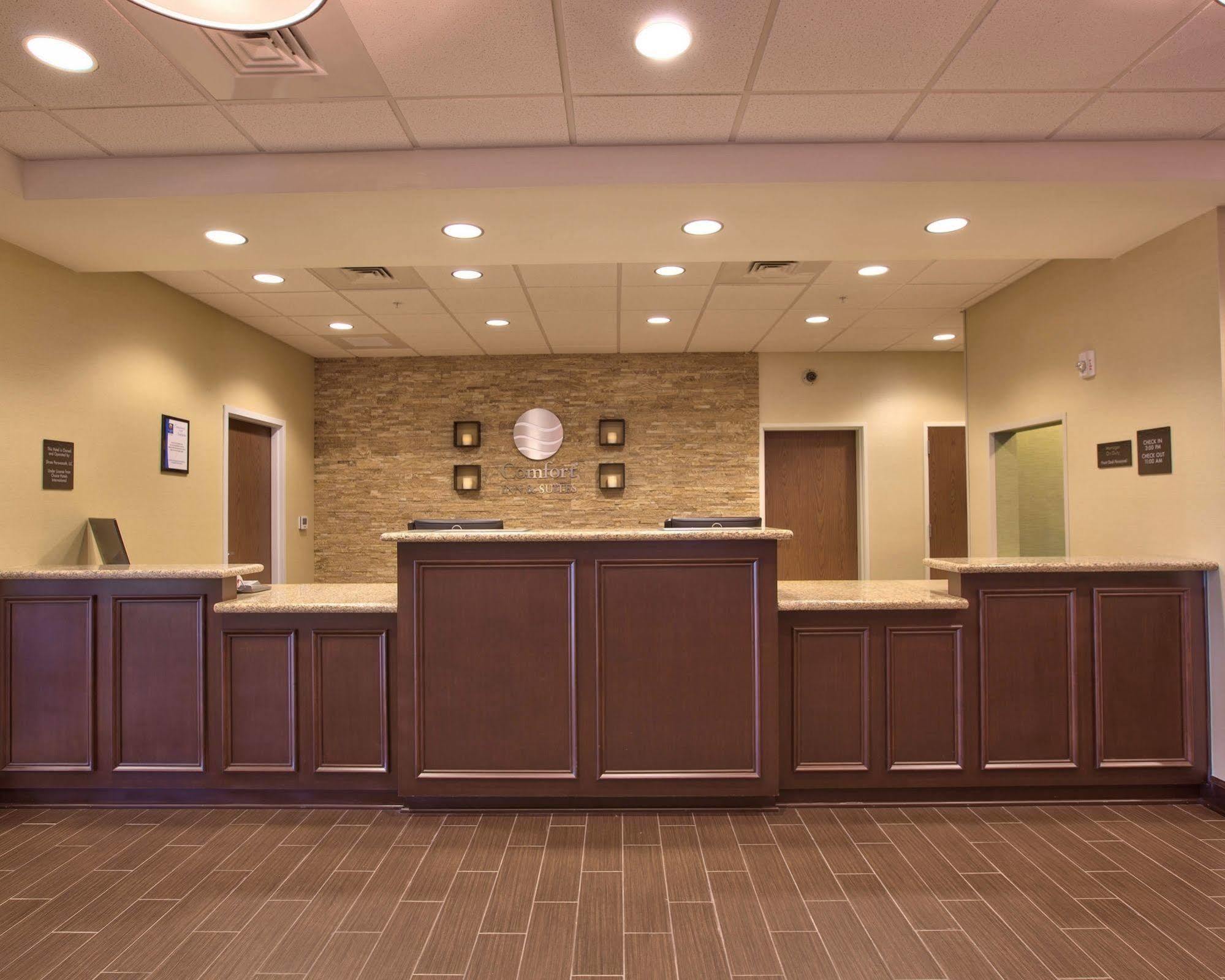 Comfort Inn & Suites Dothan East Екстериор снимка